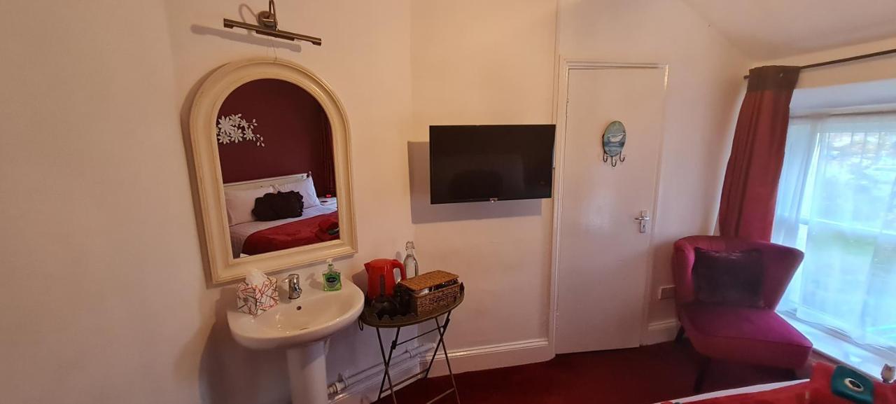 Holly Cottages Боунес-он-Уиндермер Экстерьер фото